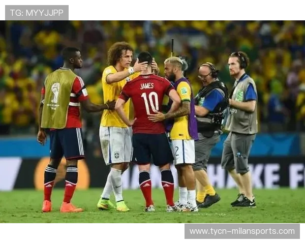 多队争抢同一中场：现代足球转会市场的热点现象