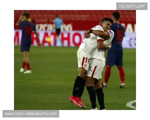 塞维利亚阿库尼亚外脚背弧线堪称艺术